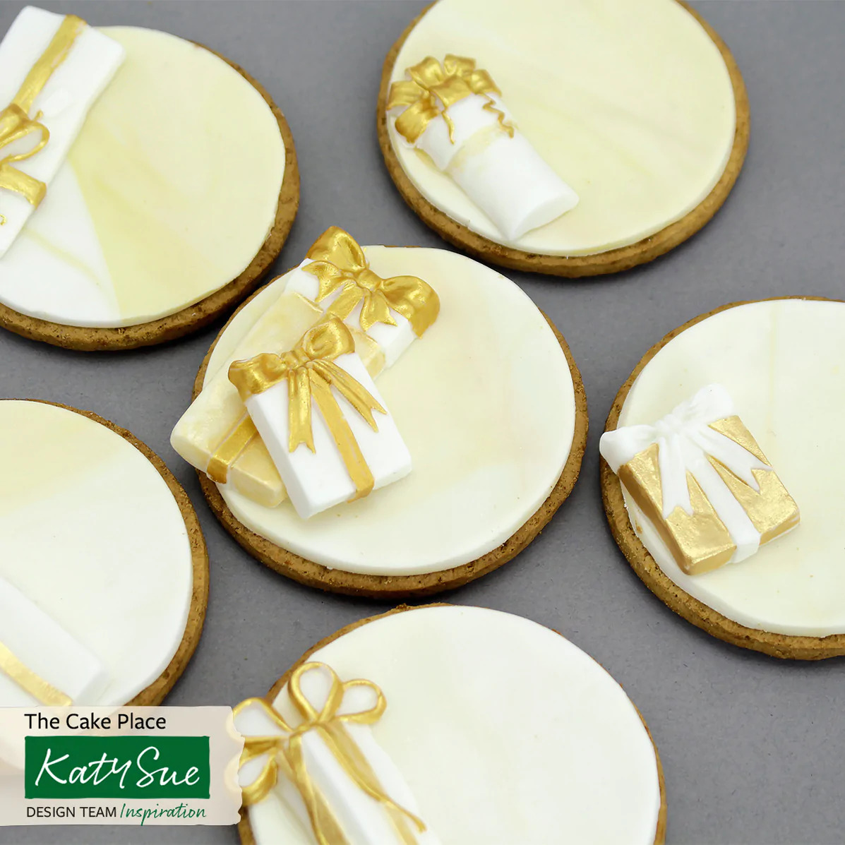 Katy Sue CUT002 Stampo In Silicone Per Torte – Tagliafoglie Professionali Per Decorazioni Dolci, 4 Misure 25-60mm, Verde