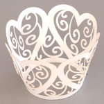 Cupcake Wrapper Pearl White Hearts (12)